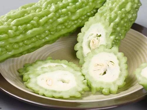 雪见吃瓜,揭秘娱乐圈的甜蜜瓜田