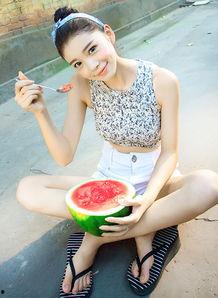 萌妹吃瓜酱,揭秘娱乐圈那些不为人知的幕后故事