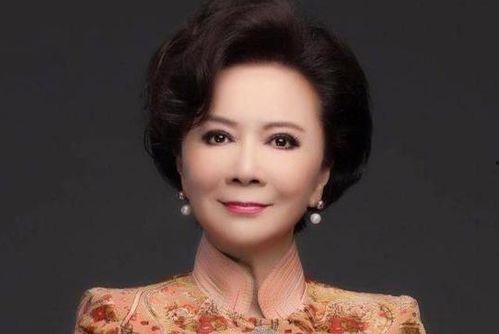 蔡明陈丽君吃瓜,娱乐圈的“瓜田”再起波澜