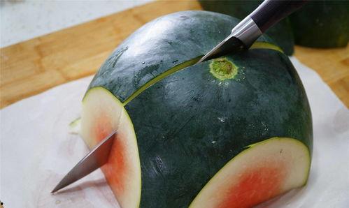 吃瓜切手,吃瓜群众变身“痛”体验